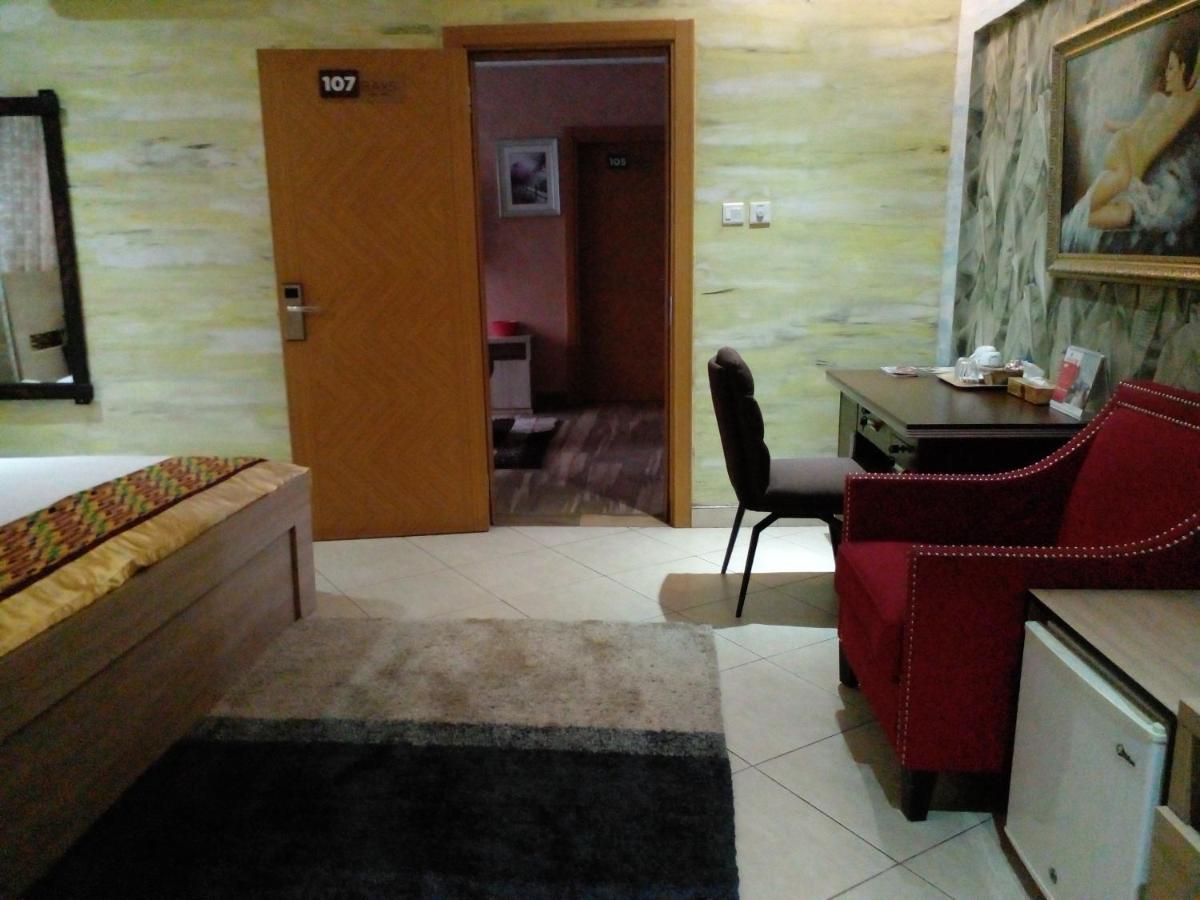 Bays Lodge, Accra Luaran gambar